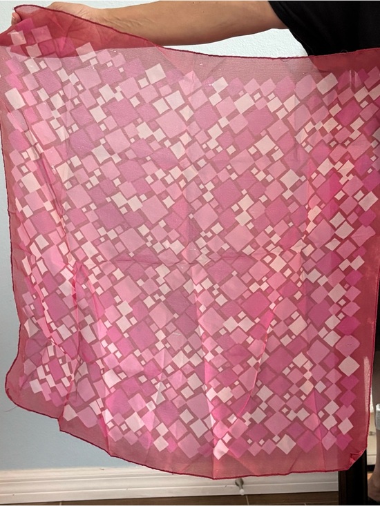 Accessories - Pink Geometric Pattern Sheer Scarf